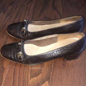 Salvatore Ferragamo boutique brown heel 7